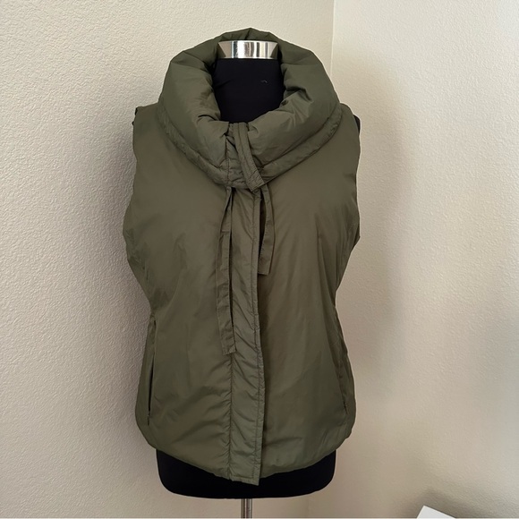 Eileen Fisher Khaki Army Green Down Puffer Sleeveless Vest Size L - Picture 1 of 15